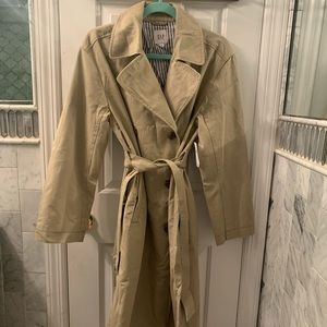 Gap belted trench coat. New with tags.
